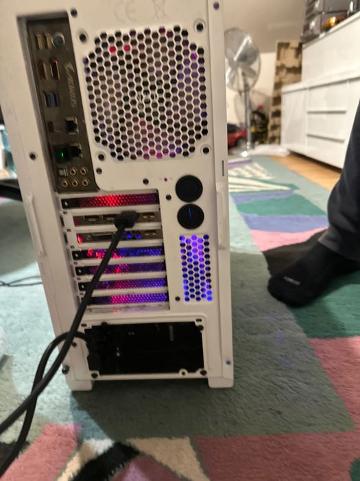 Sistem PC i7 7700k cu GTX 1080Ti