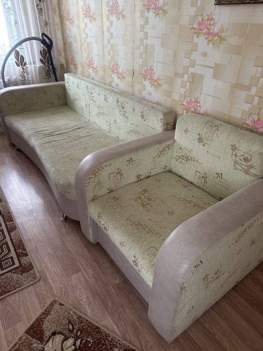 Продаю диван и кресло
