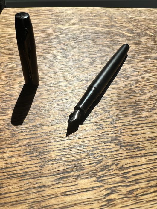 Stilou Parker IM Achromatic negru mat