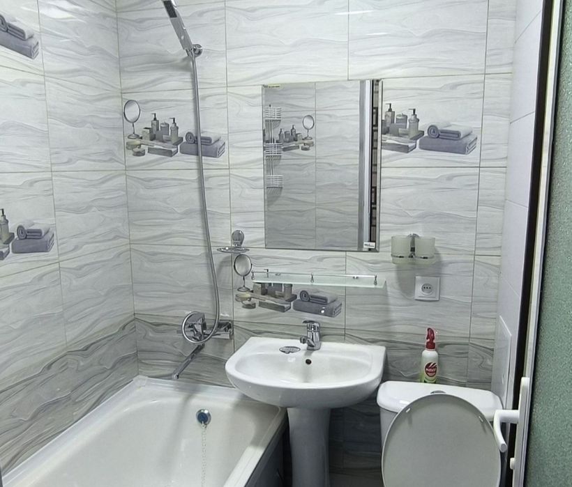 2/2/4 Эко базар срочно