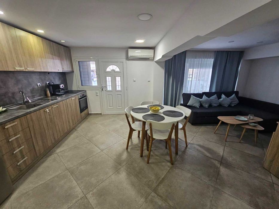 Продава се Тристаен апартамент в София, Лозенец - 80 кв.м за 1988 €/кв.м - Снимка #5