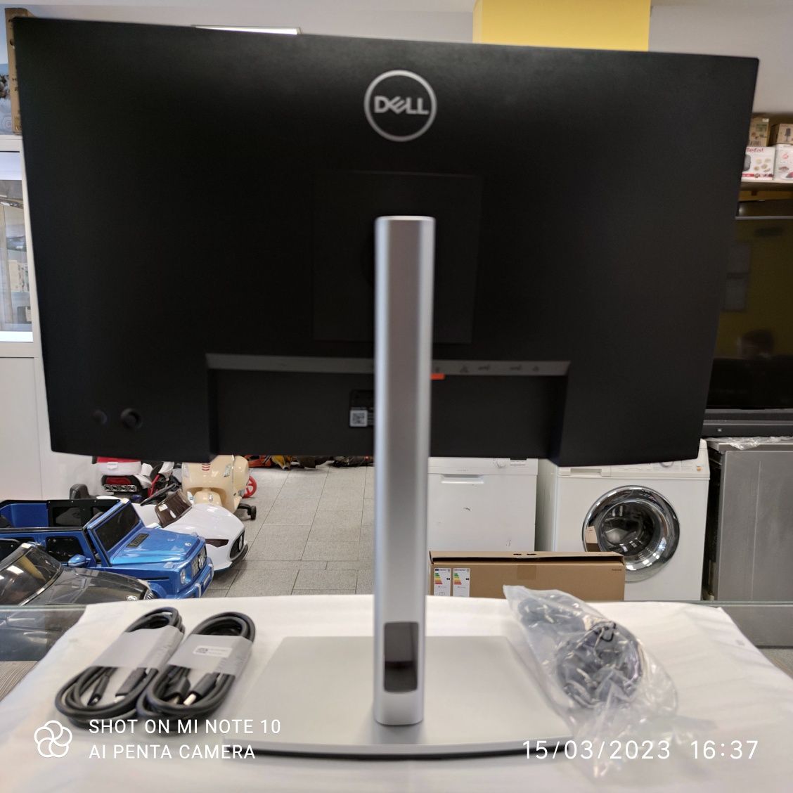 Монитор Dell P2422HE