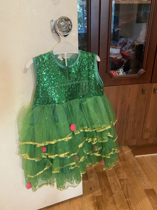 Платье елочка за 2000