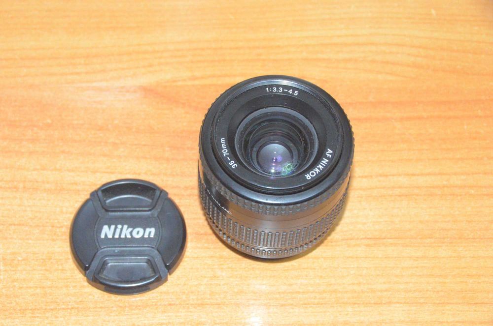obiectiv Nikon  35-70 mm