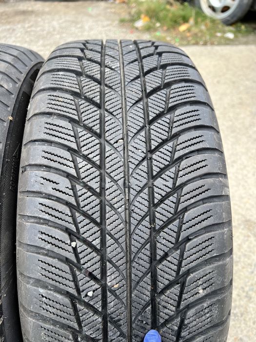 Jante BMW 16” cu cauciucuri de iarnă și senzori presiune roți