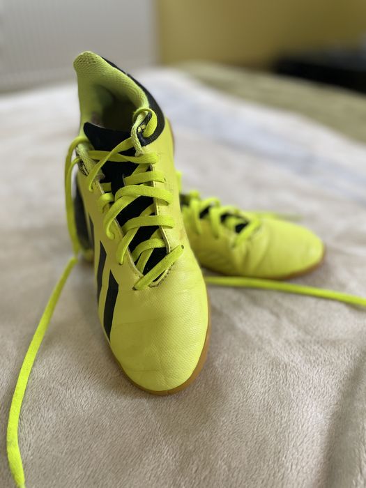 Ghete fotbal Adidas 35 1/2