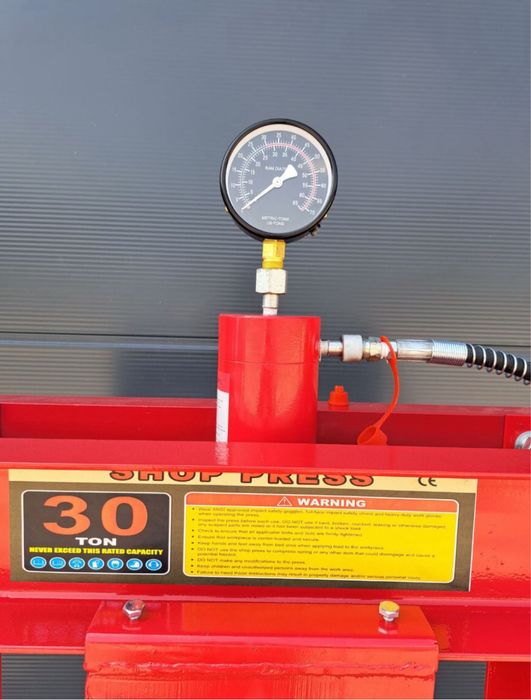 Хидравлична преса 30т