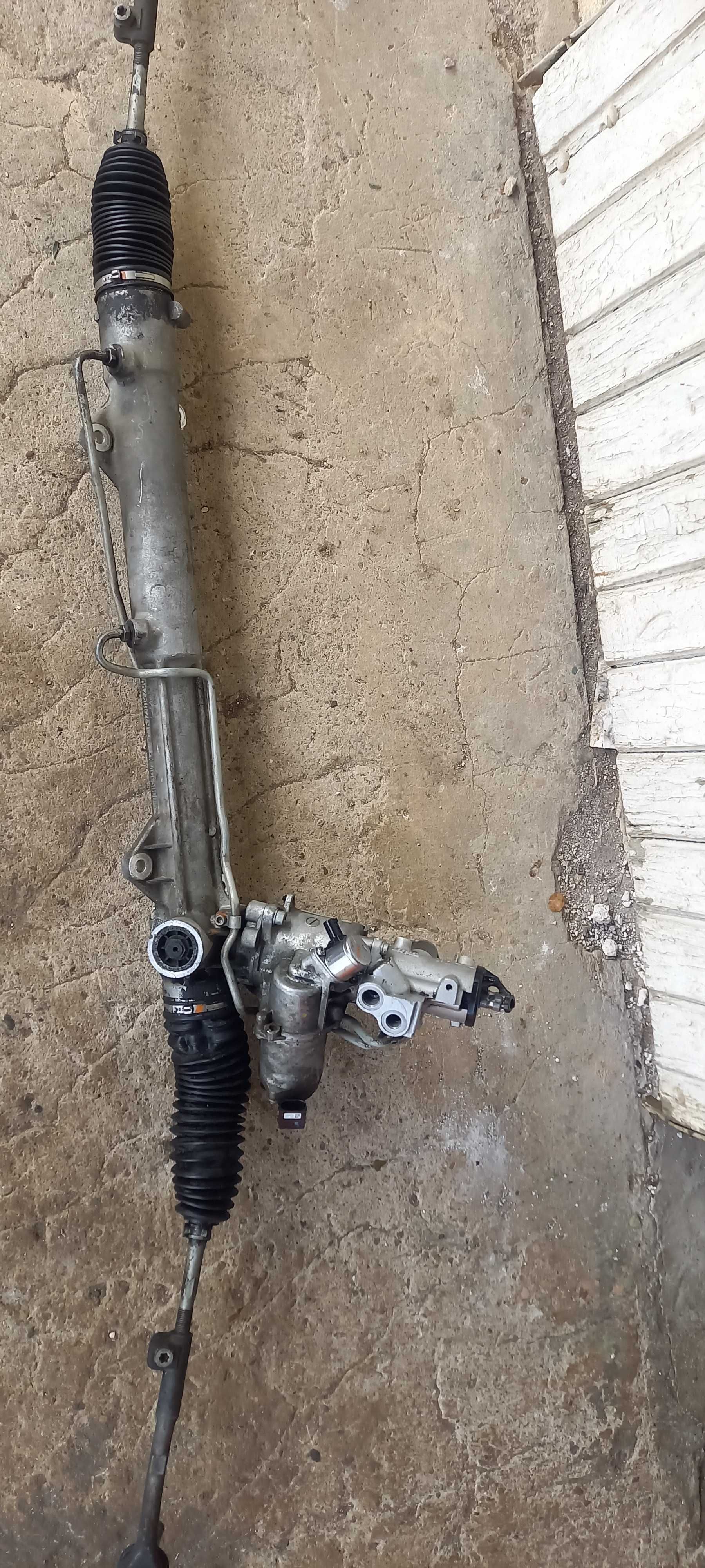 кормилна рейка за бмв Х5 Х6 Ф15 Ф16 BMW X5 F15 X6 F16 /14-19/