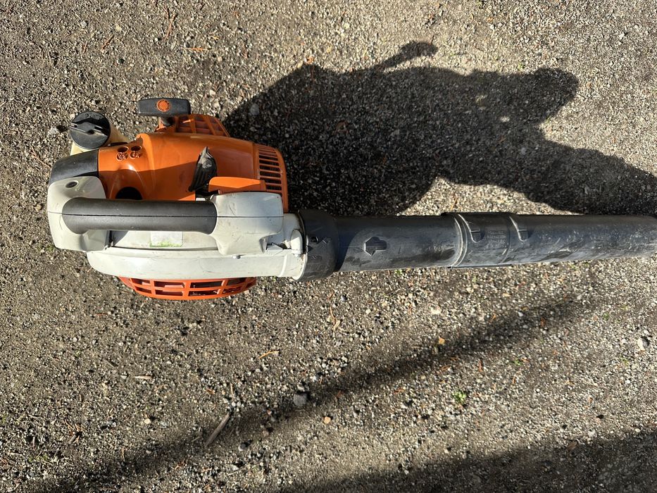 Бензинова духалка STIHL BG 86.