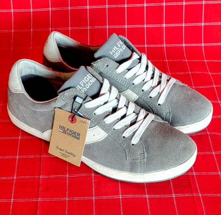 ** pantofi *Tommy Hilfiger* 40 *original *50%redus !