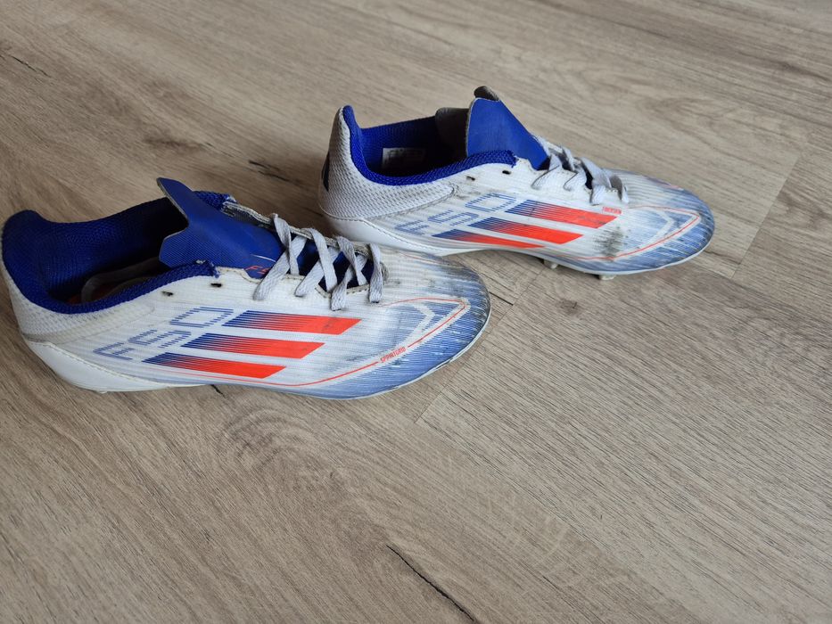 Бутонки F50 Adidas 35 номер