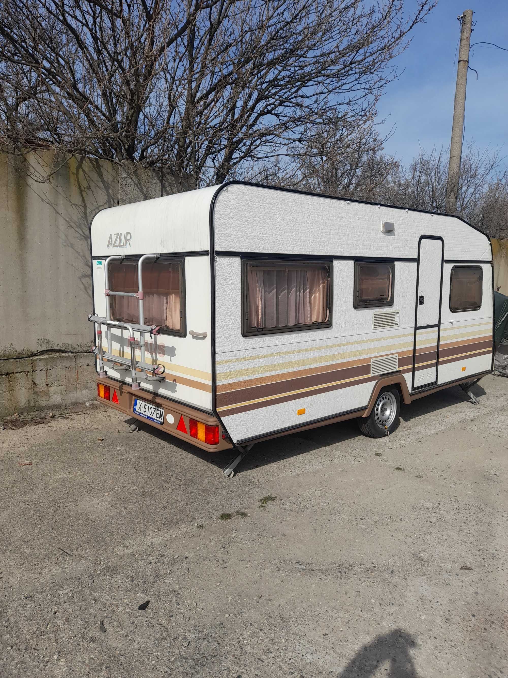 Продавам каравана