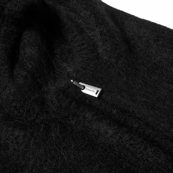 Holzweiler, Cagulă din alpaca Ball Fluffy Balaclava, Unisex, Negru