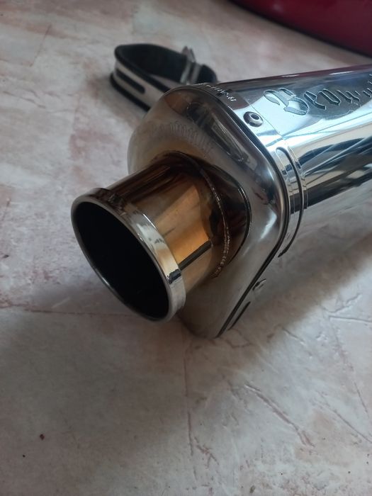 Suzuki Bandit GSX1250FA Ауспух Beowulf  GSX650F