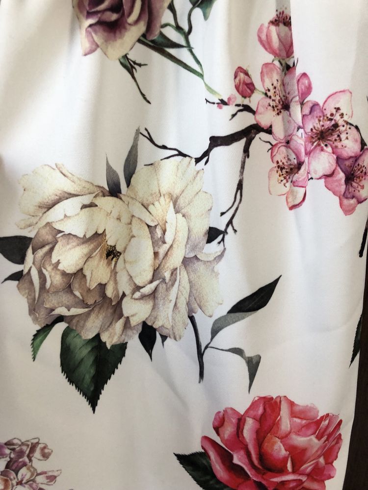 Rochie de vara cu imrpimeu floral