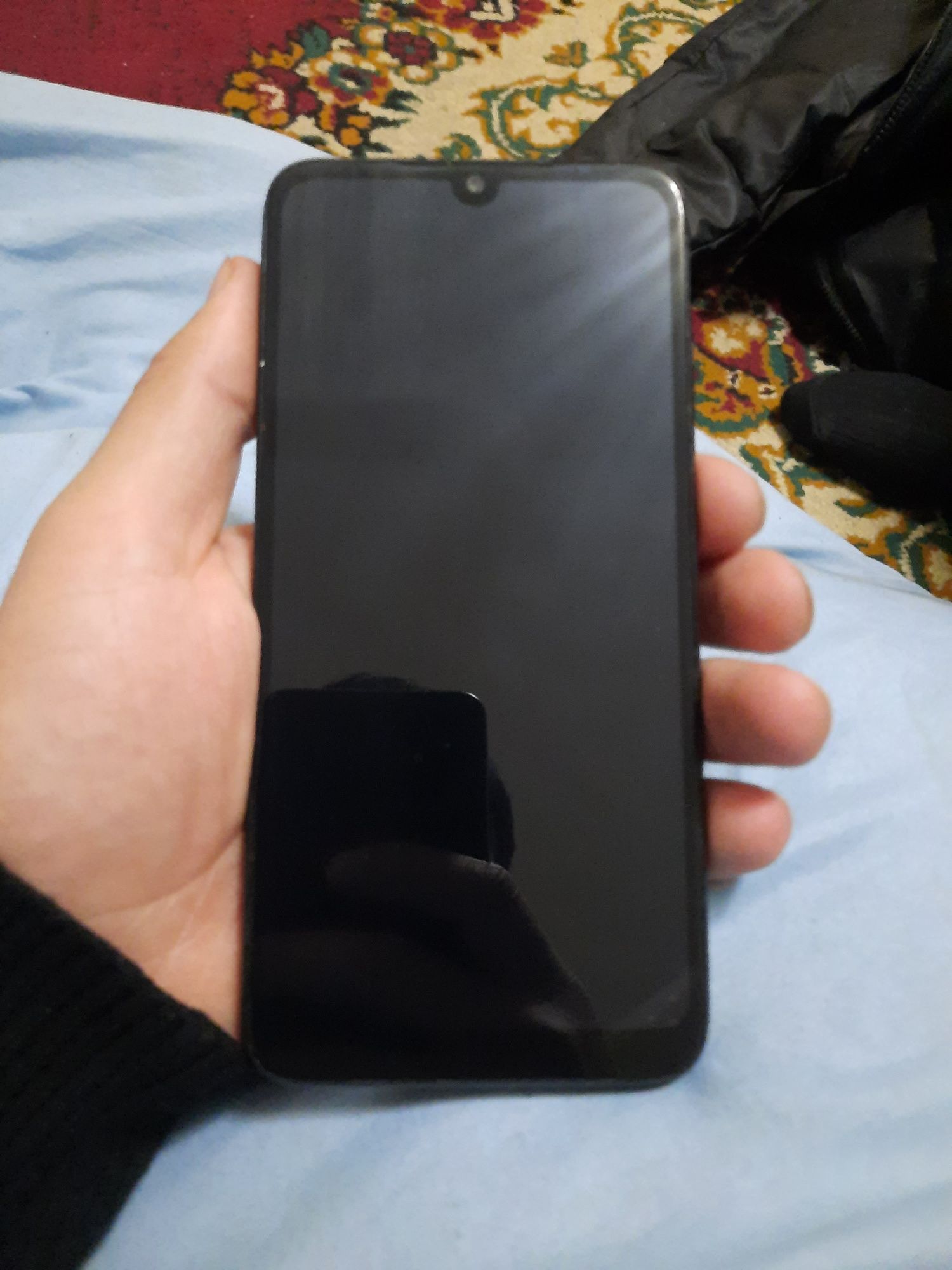 Redmi 7 16gb xolati yaxshi