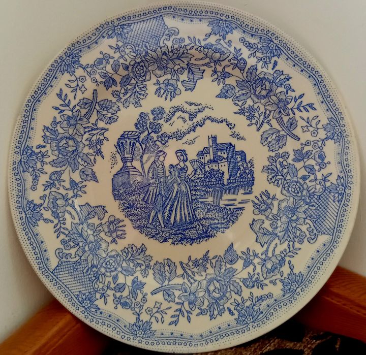 Фарфоровые тарелки 1917г