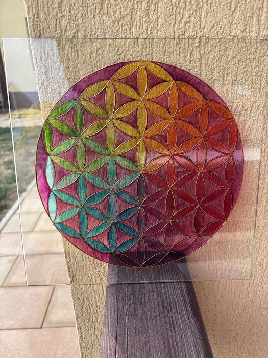 Pictură pe sticlă Floarea Vieții– nouă, lucrată manual