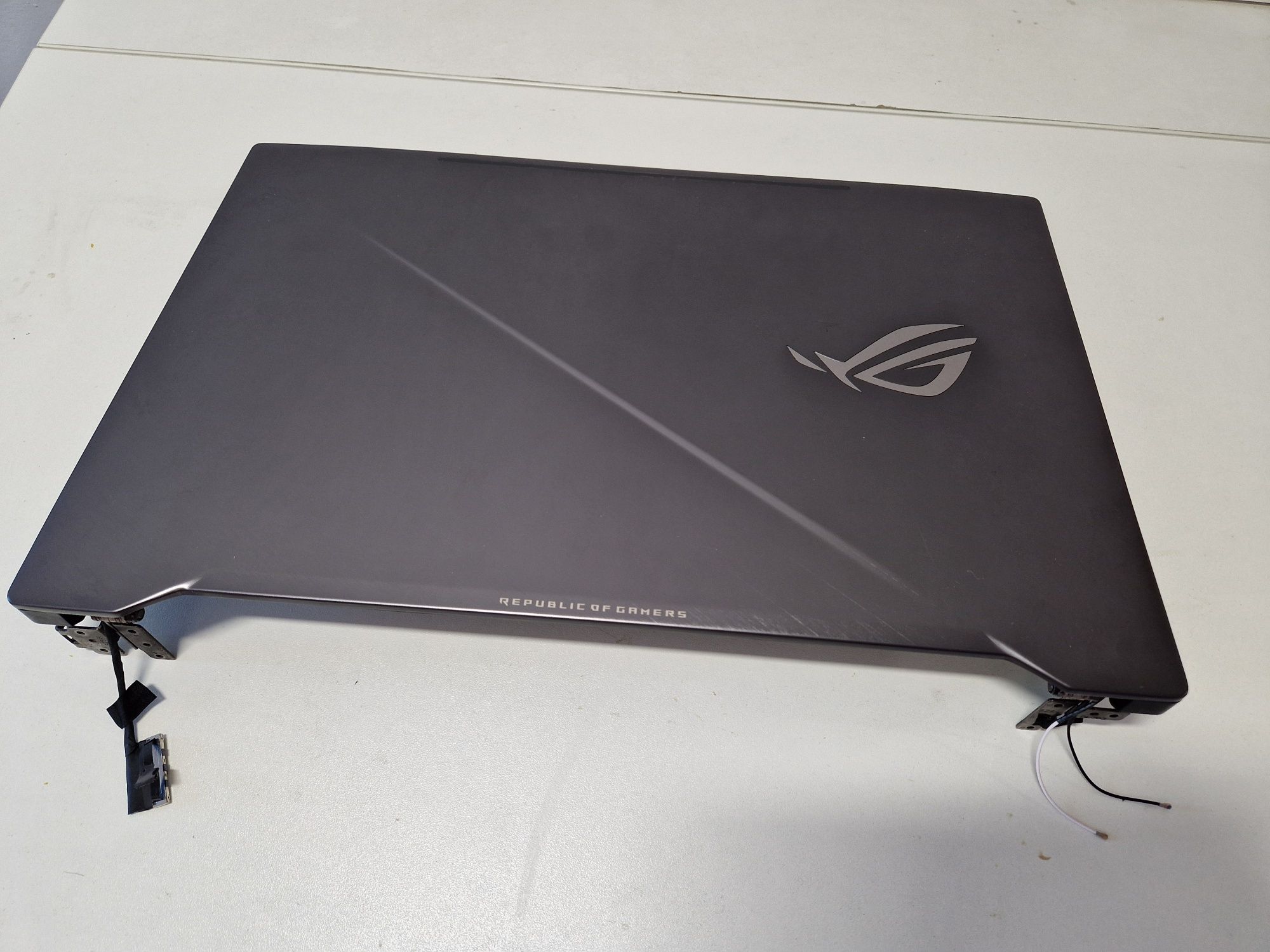 Display 17.3" FHD Asus ROG Strix GL703GM, carcasa completa impecabila