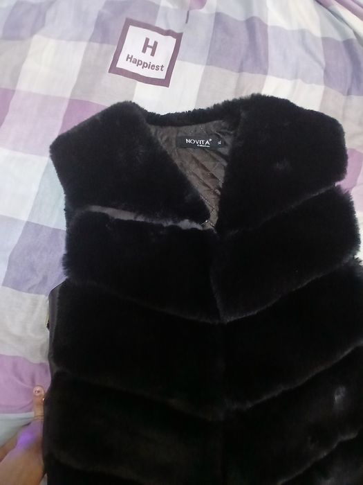 Ayol.va qizlarimiz uchun qoramtir moynali jilet