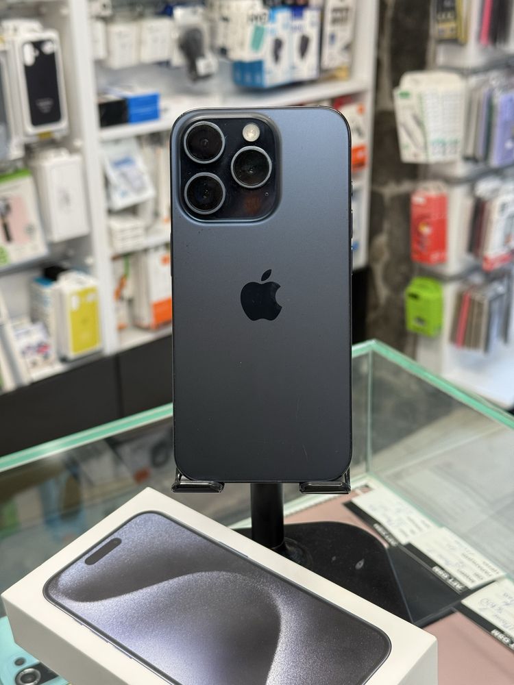 Apple iphone 15 Pro 256GB Blue Titanium