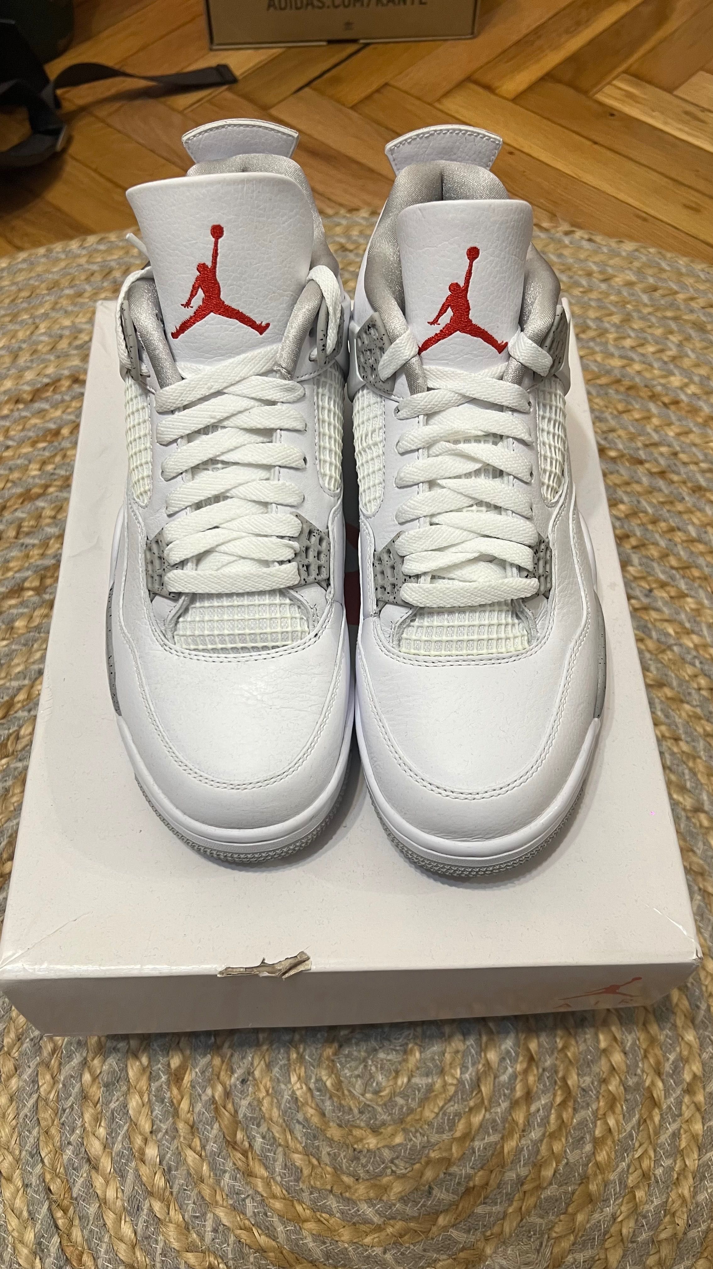 Air Jordan 4 Retro White Oreo