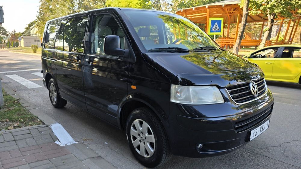 Vw Transporter T5 * 1.9 TDI * An 2008 * Dublu cabina 6 Locuri