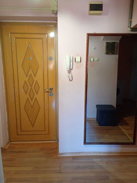 Vând apartament 3 camere Petroșani Nord
