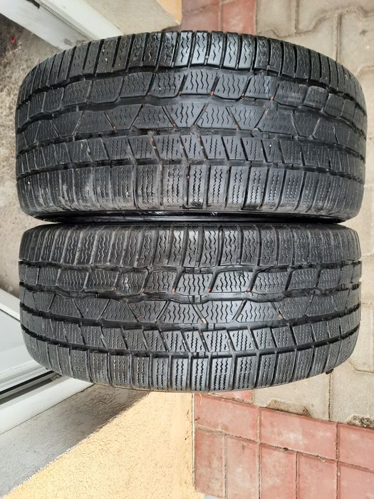 Vind 2ANVELOPE 225 40 18 continental iarna profil bun 6mm dot 2022