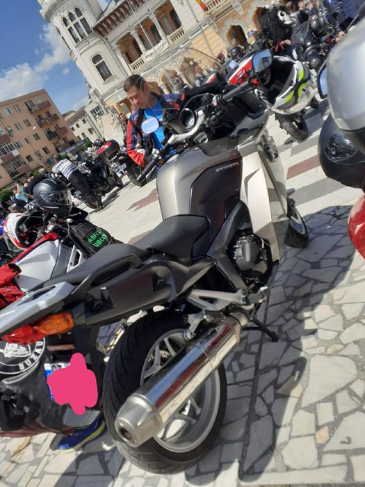 bmw k 1300gt,2010,,vând sau schimb cu auto sau atv