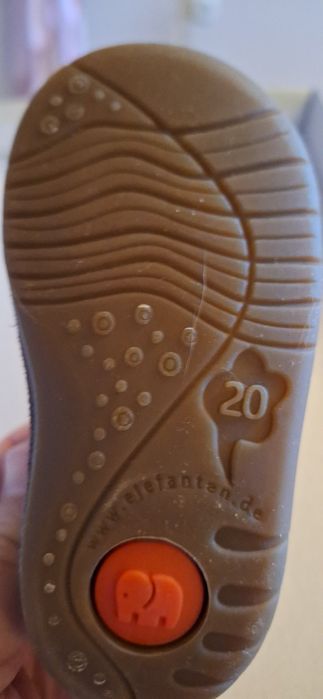 Бебешки обувки за момиче