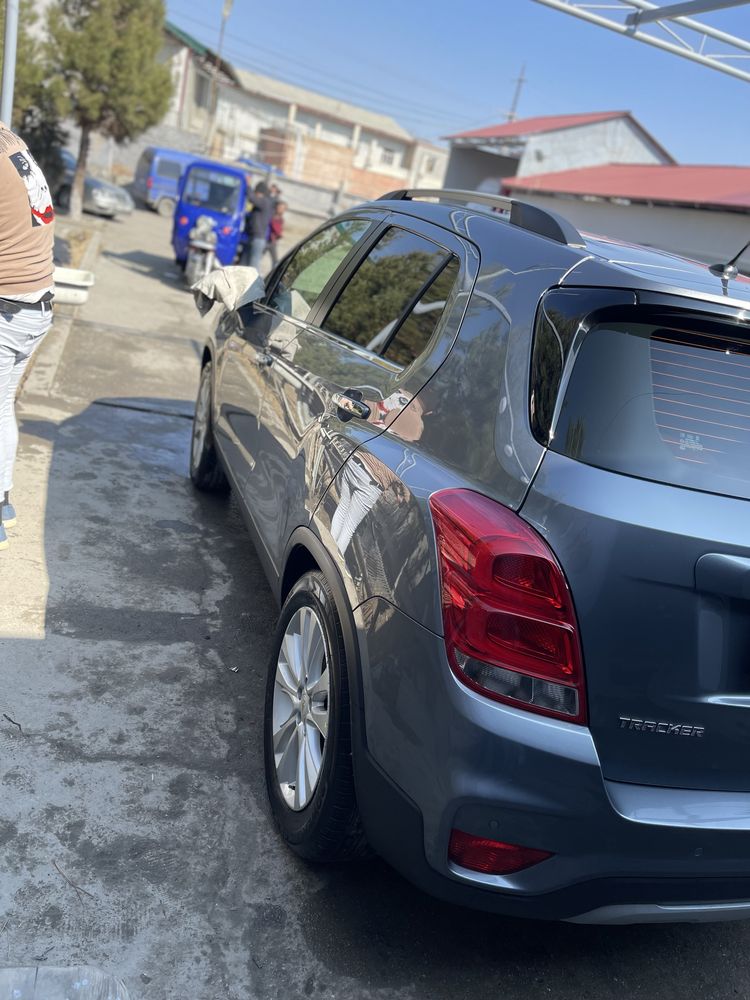 Chevrolet Tracker 1 Premier