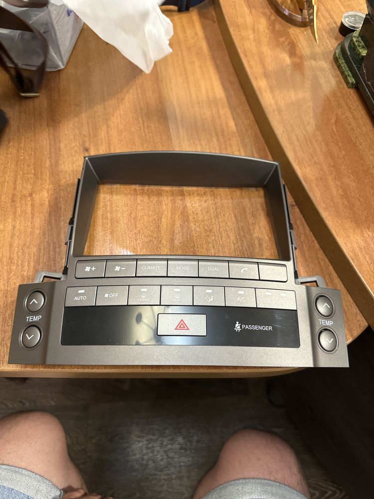 Рамка для lexsus lx570