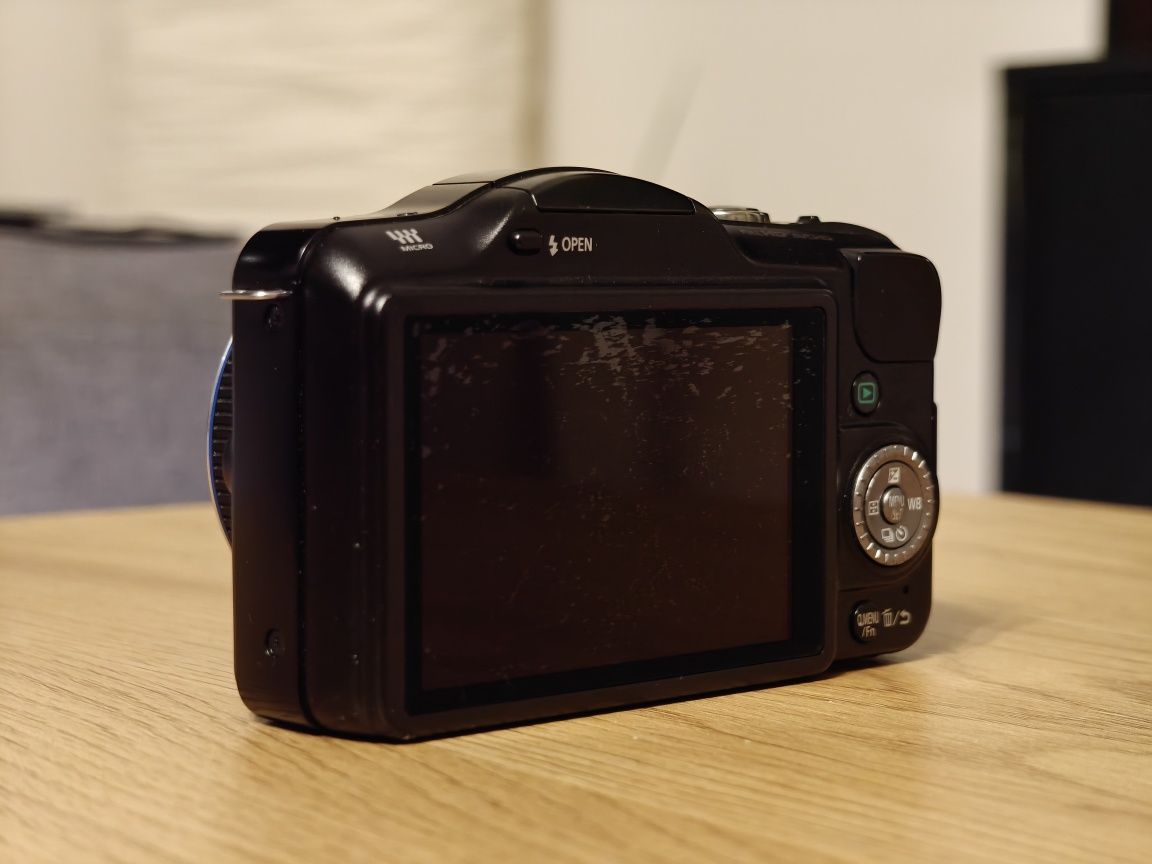 Panasonic GF3 + Olympus 17mm F2.8