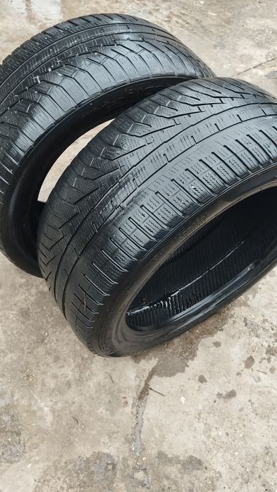 cauciucuri de iarna 235/45 R18 103V M+S