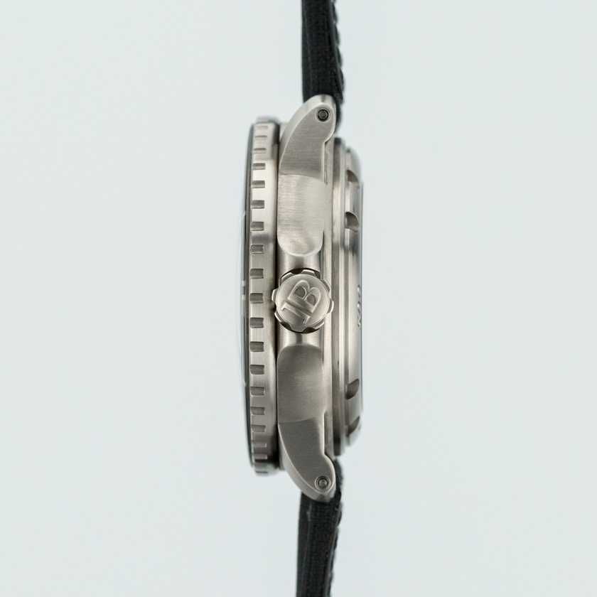 Blancpain Fifty Fathoms 500 Fathoms Automatique 50015 12B30 52B