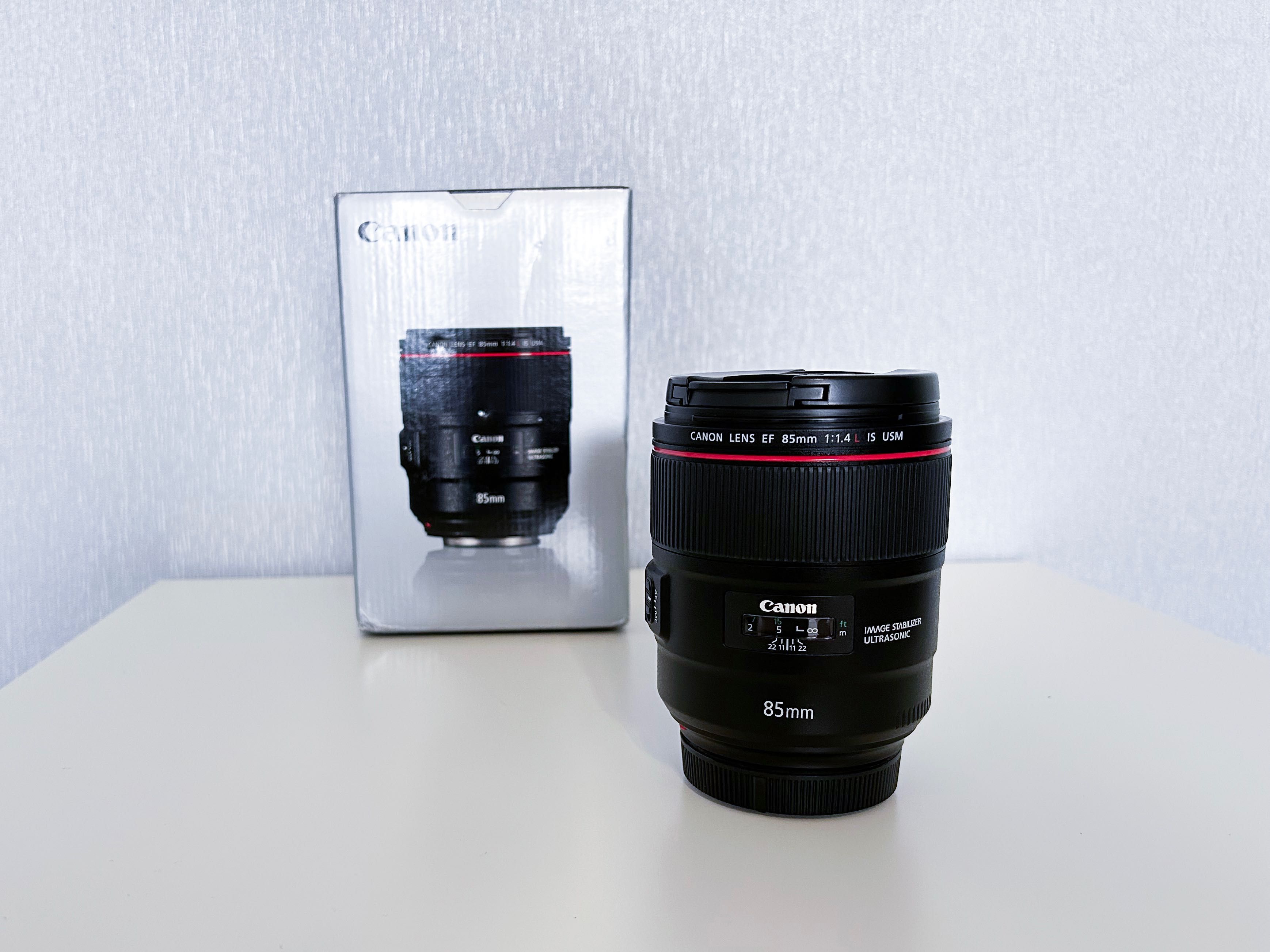 Canon EF 85mm F/1.4L IS USM