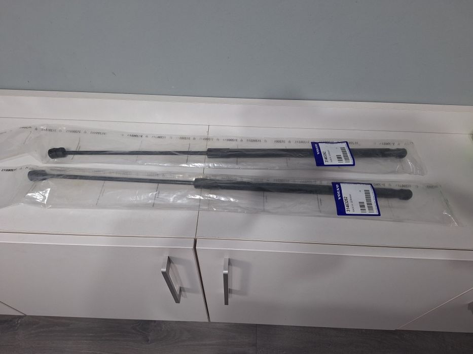 Piston/liftgate Volvo original 31463262 Suport Hayon V60
Piston/liftga