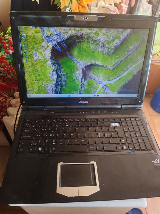laptop Asus gaming FHD și Xbox one x