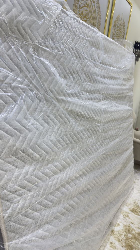 Yangi 1.80x2.10 o‘lchamdagi matras – sifatli va qulay