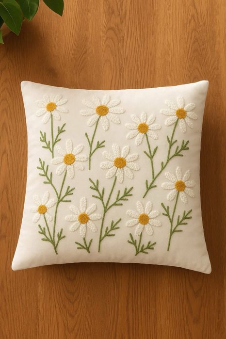 Perne decorative brodate