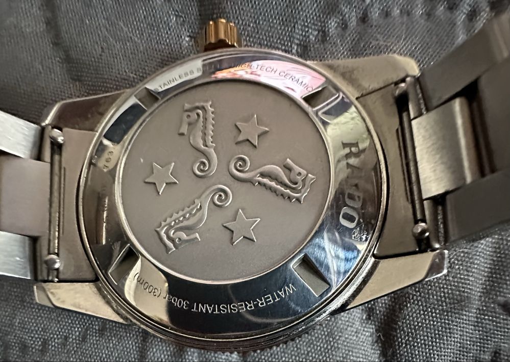 Часовник RADO Captain Cook