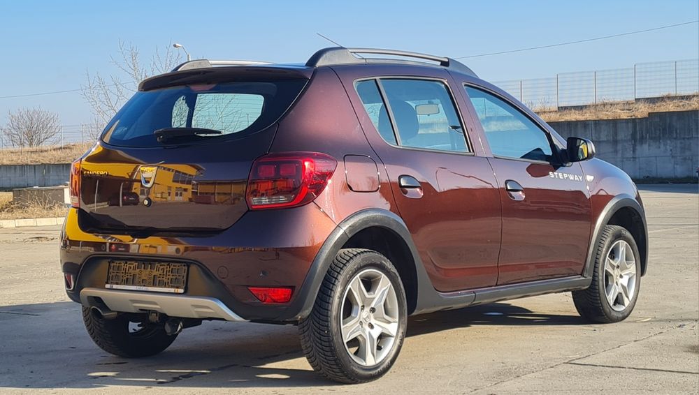 Dacia Sandero Stepway 0.9 90 Cp 2018 Navi Senzori Pilot euro 6