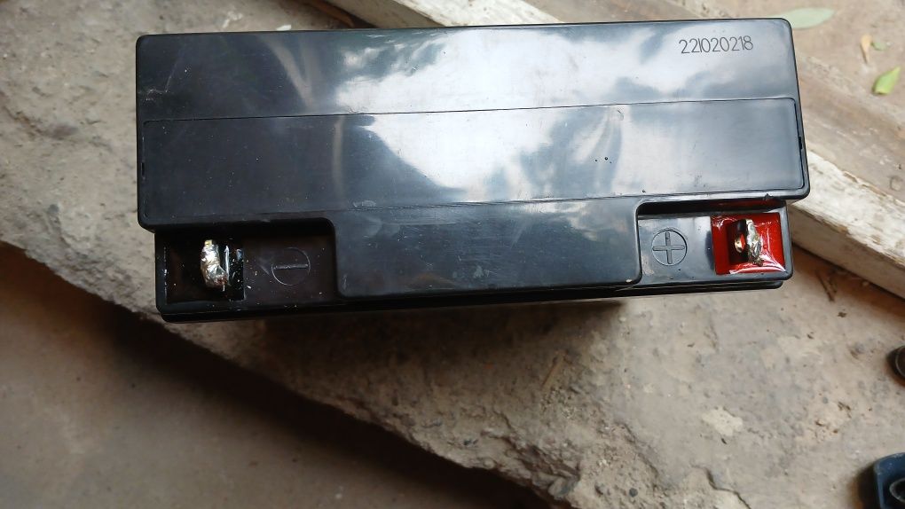 Аккумулятор б/у 12V 20AH