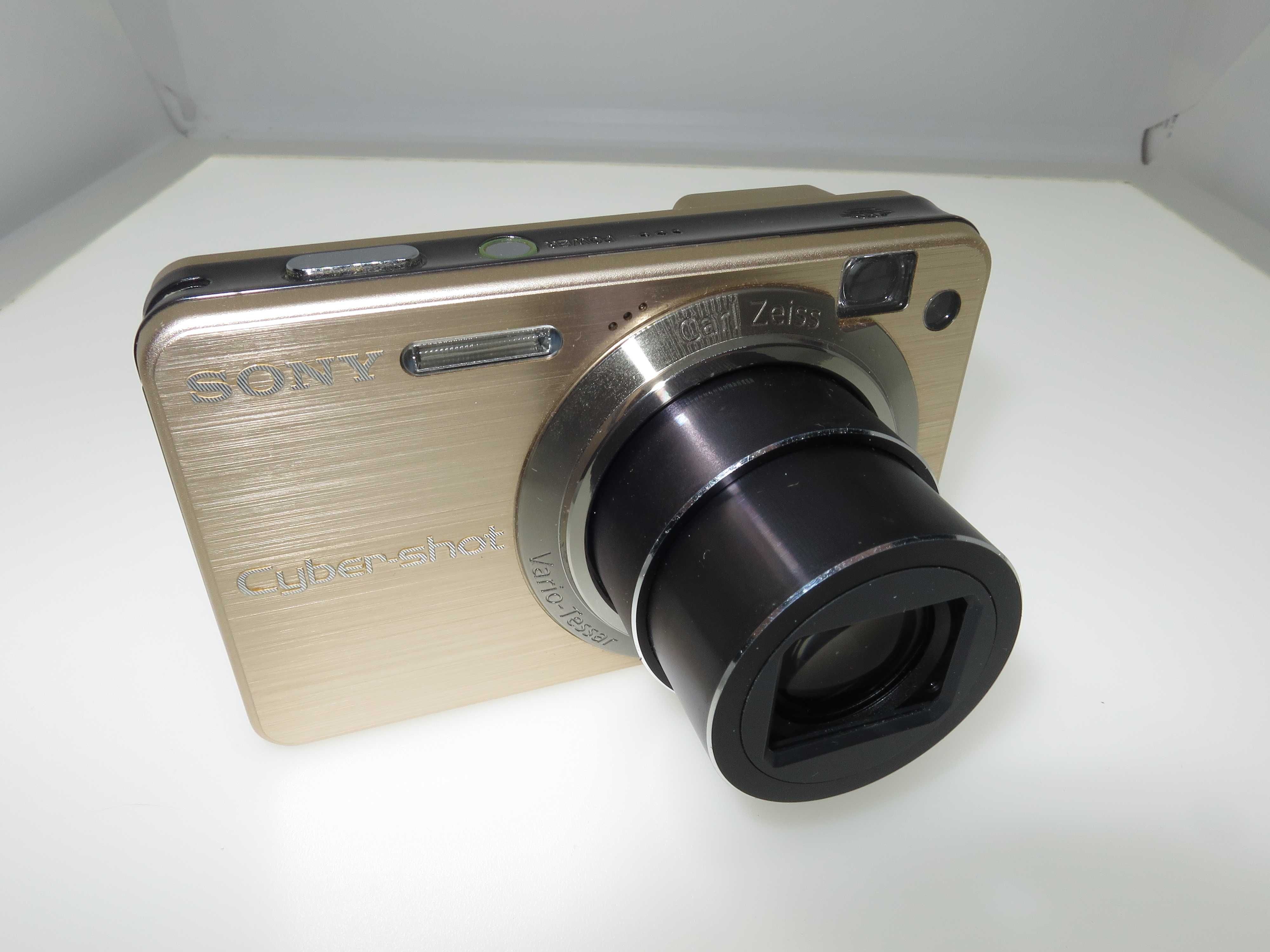 Sony Cyber-shot W150 компактен фотоапарат златен цвят, като нов