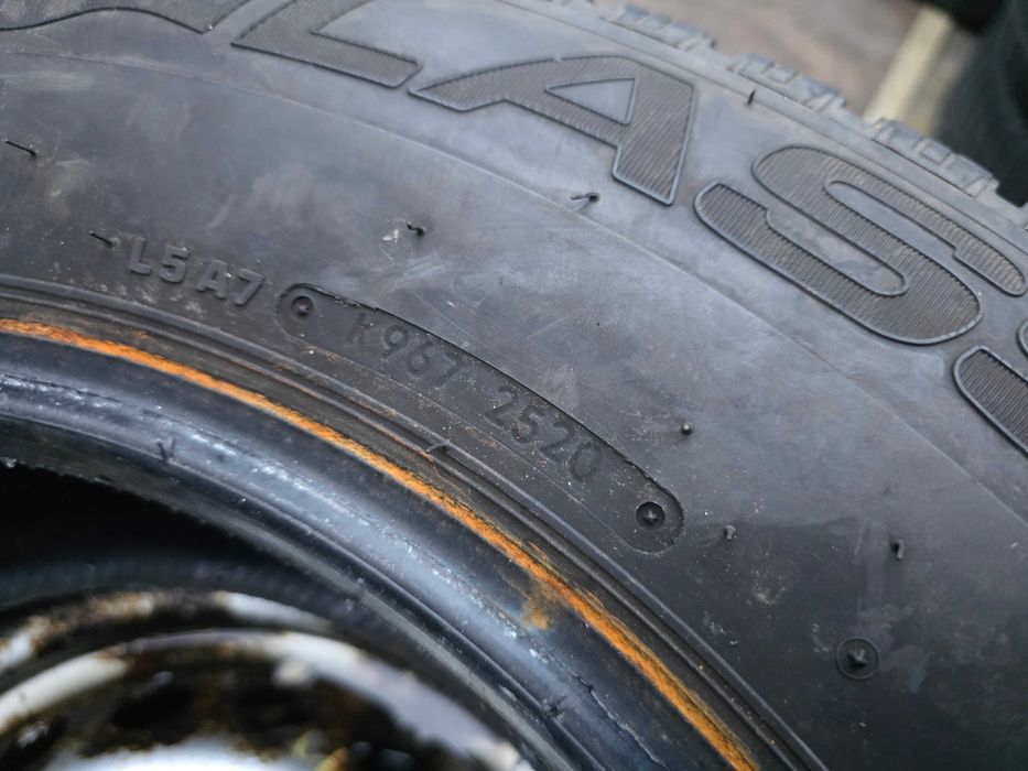 4бр Зимни гуми за Бус 235 65 16 С - Lassa 12 плата