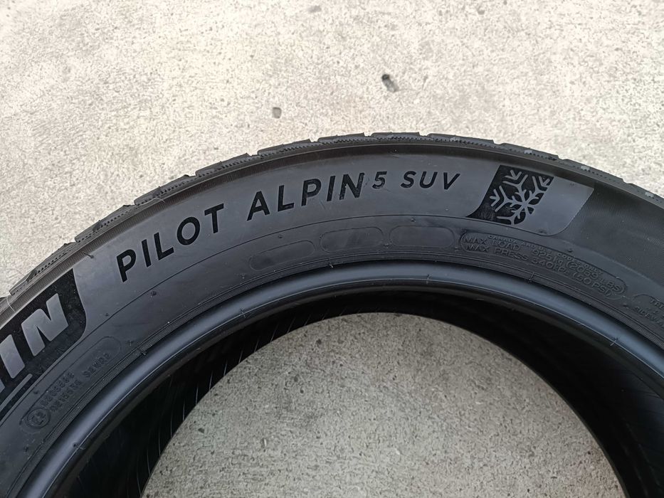 Doua anvelope iarna 235 55 19 michelin pilot alpin 5 profil de 7 mm