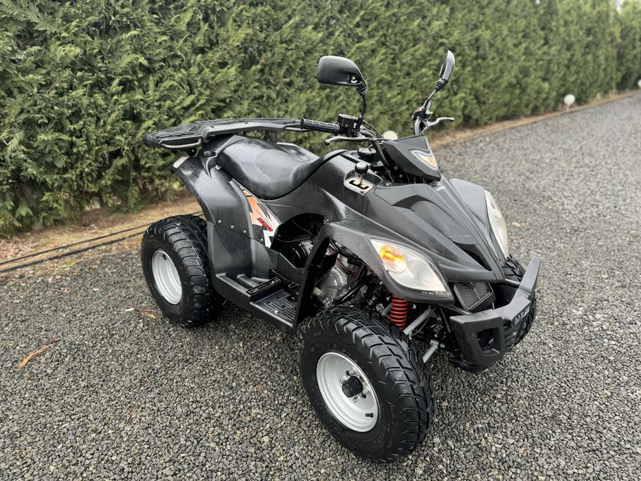 Atv e ton Daelim 250 / automat / recent adus