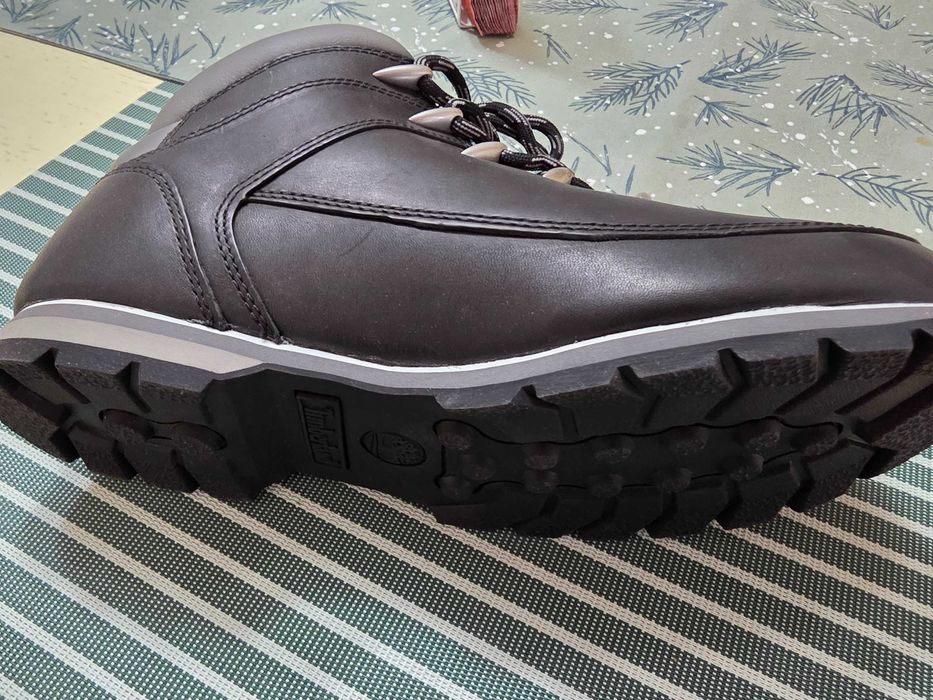 Ghete Timberland noi,marimea42