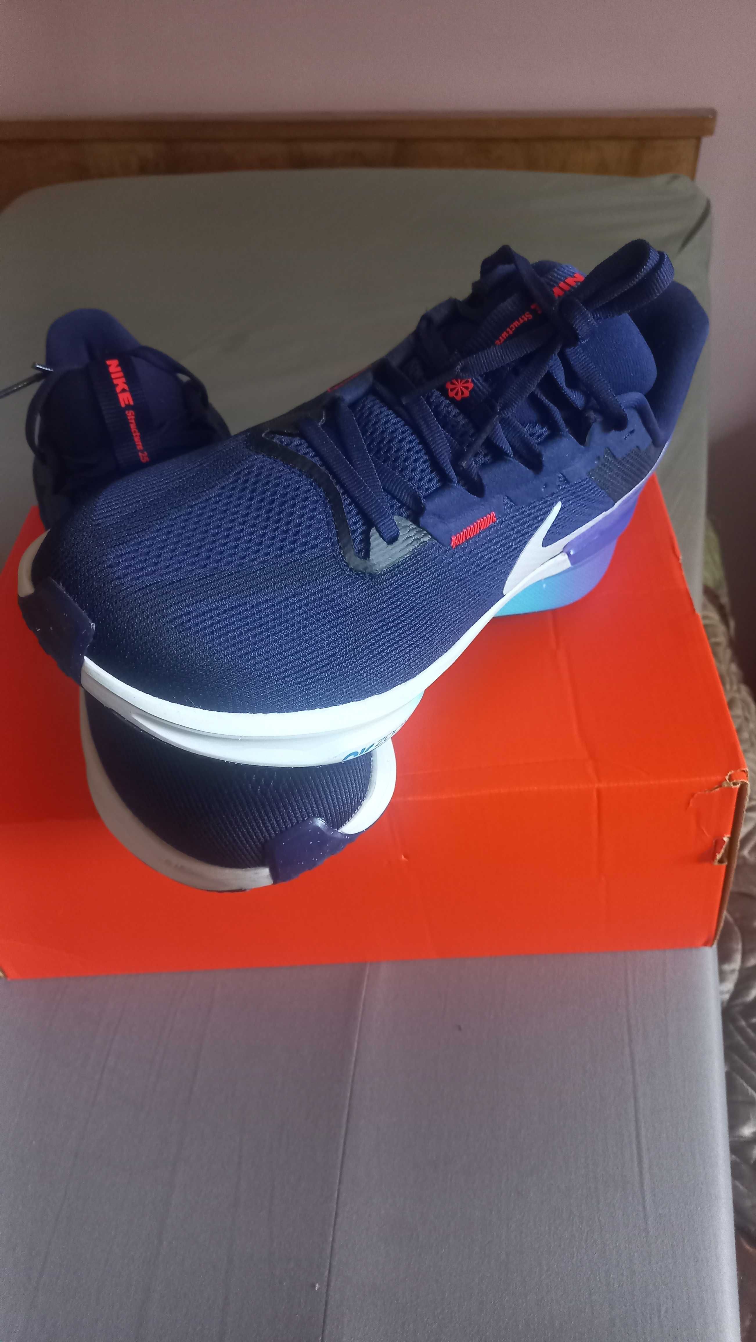 Маратонки NIKE мъжки 45